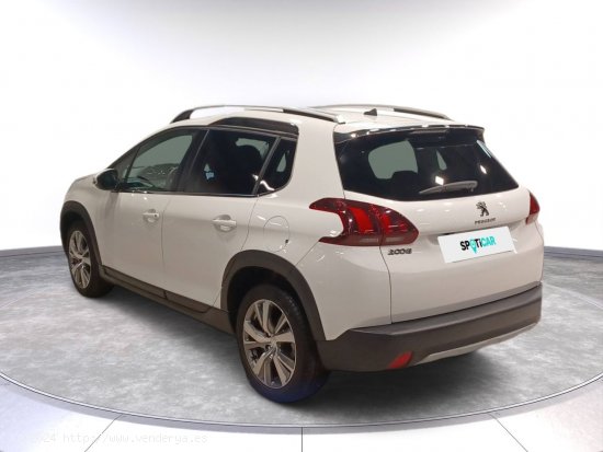 Peugeot 2008 Allure PureTech 110 S&S 6 Vel. MAN - Toledo