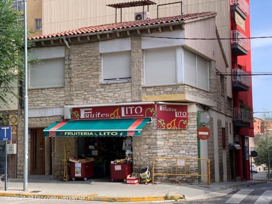  PRECIOSA CASA ESQUINERA, MUY CÉNTRICA - BARCELONA 