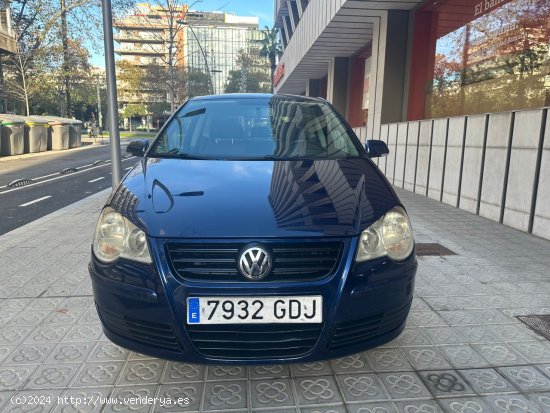 Volkswagen Polo 1.4 Edition 80cv - Barcelona