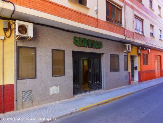  Local muy ancho junto a El Corte Inglés, El Tram y muy cerca de la estación. - CASTELLON 