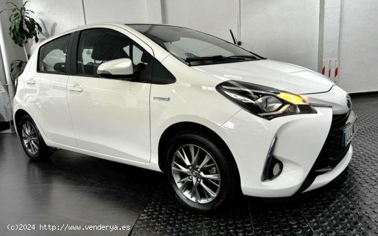 Toyota Yaris Active - 