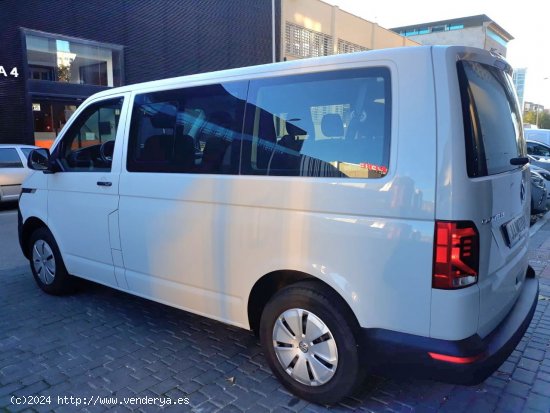 Volkswagen Caravelle Trendline FWD - 