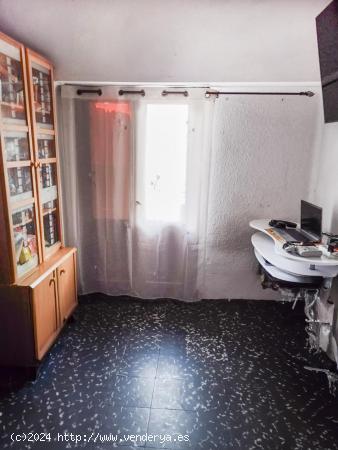 Inversión Ideal: Piso de 3 Habitaciones con Inquilino Rentable en Primado Reig, Valencia - VALENCIA