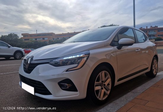 Renault Clio INTENS TCE 91CV.  MUY BUEN ESTADO Y MUCHO EQUIPAMIENTO - Mollet