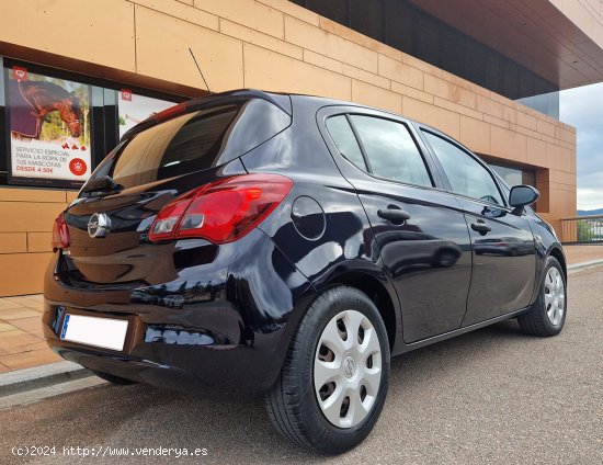 Opel Corsa 1.4 90CV. BUSINESS MUY BUEN ESTADO - Mollet