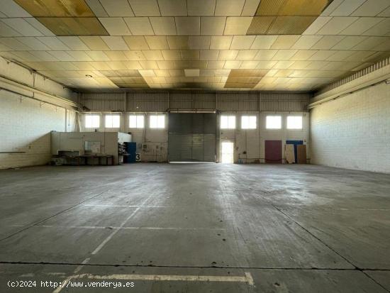 FANTÁSTICA NAVE INDUSTRIAL EN SANT ANDREU DE LA BARCA - BARCELONA