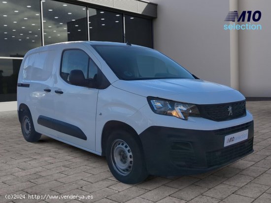 Peugeot Partner Pro Standard BlueHdi 100 - Fornells de la Selva