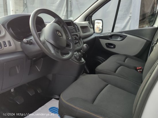 Renault Trafic dCi 120Cv L1H1 - Fornells de la Selva