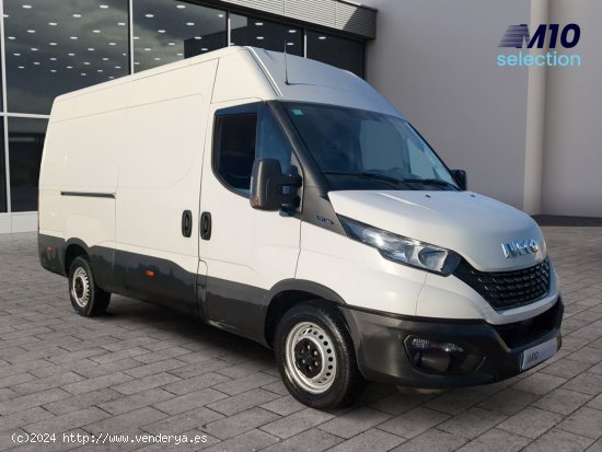 Iveco Daily 35S16 3520 L2H2-L 12M - Fornells de la Selva