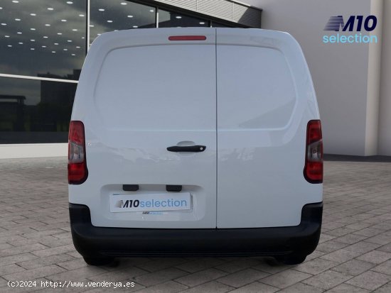 Citroën Berlingo  Furgon BlueHdi 100 Talla XL - Fornells de la Selva