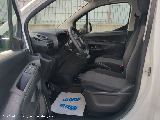 Citroën Berlingo  Furgon BlueHdi 100 Talla XL - Fornells de la Selva