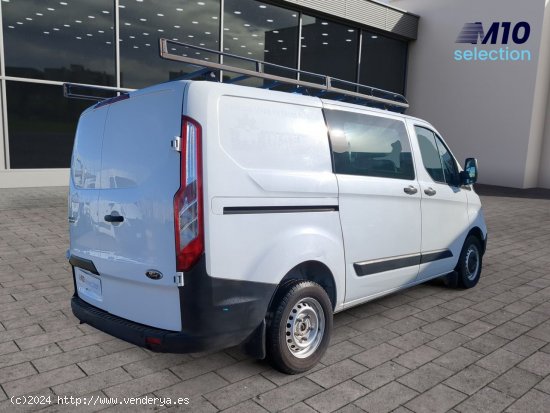 Ford Transit Custom Combi 2.0 TDCI 6 Plazas - Fornells de la Selva