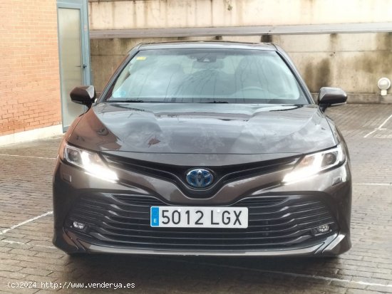 Toyota Camry Hybrid 2.5 220H ADVANCE - Madrid