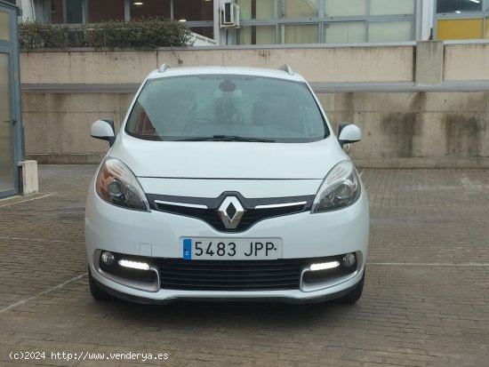 Renault Grand Scénic 1.5 DCI SELECTION ENERGY 7 PLAZAS - Madrid