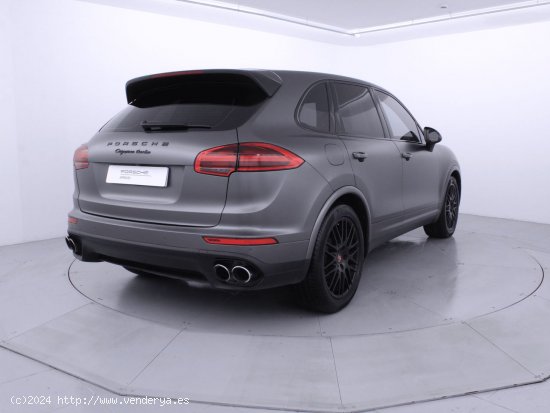 Porsche Cayenne TURBO - Zaragoza