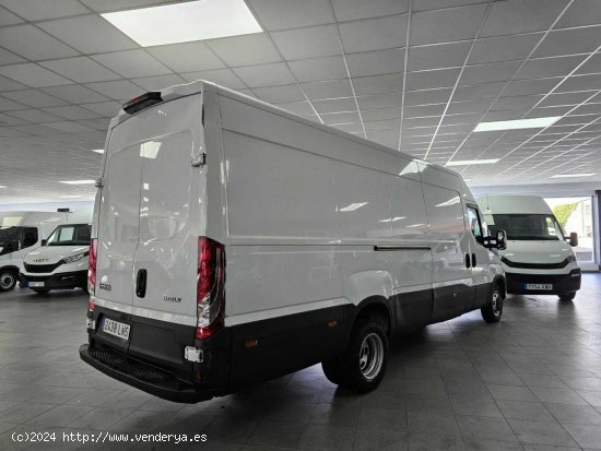 Iveco Daily 35C14 DOBLE RUEDA L4 H2 17M EXTRALARGA 2.3TD 136CV - Lugo