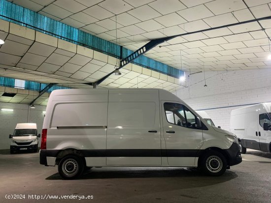 Mercedes Sprinter 311CDI L2 H2 2.2 114CV - Lugo