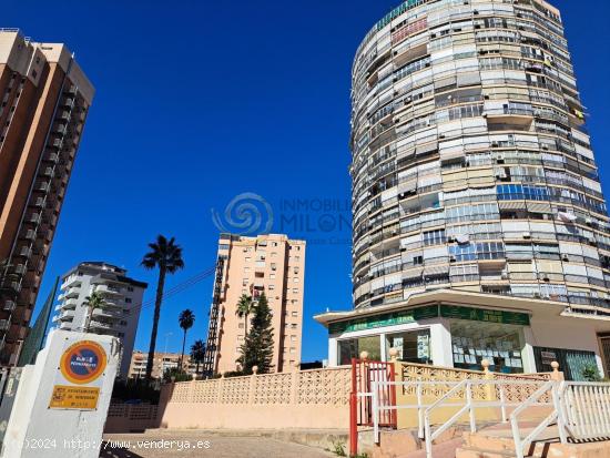  Plaza de garaje cerrada en zona Plaza Triangular en Benidorm - ALICANTE 