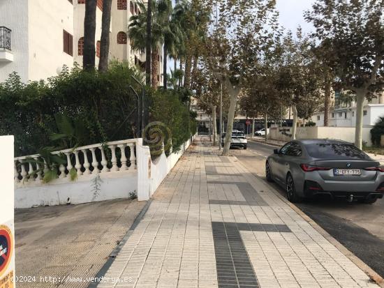  Se vende plaza de garaje en Av. Oscar Esplá en el Albir - ALICANTE 