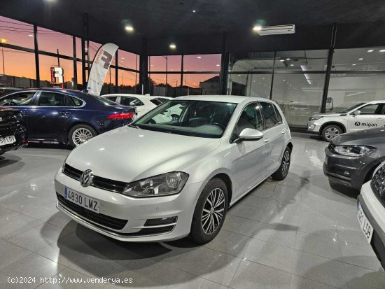 Volkswagen Golf 1.6TDI Edition 85kW. - Lugo