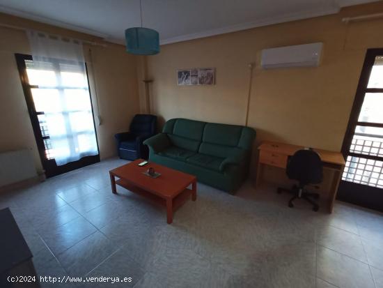 Apartamento con garaje en mira el rio!!! - CACERES