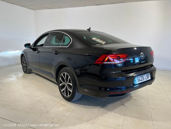 Volkswagen Passat 2.0 TDI 90kW (122CV) DSG - Zaratán