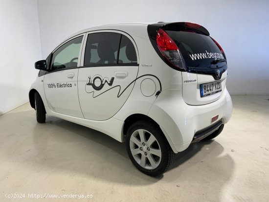 Peugeot iOn Ion - 