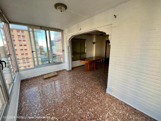 Amplio piso de 3 dorm. en zona Rincón LLano - www.inmobiliarialesdunes.com - ALICANTE