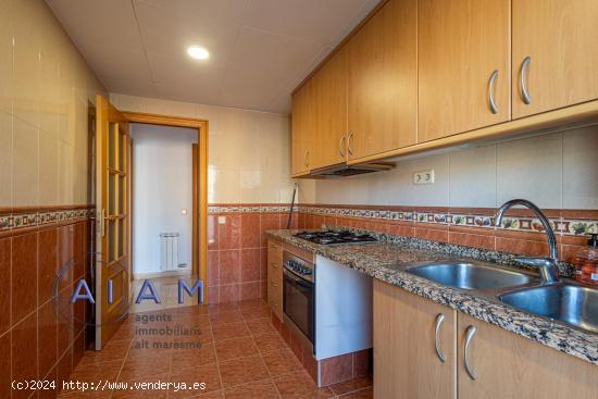 Duplex en Pineda de Mar con parking incluido - BARCELONA