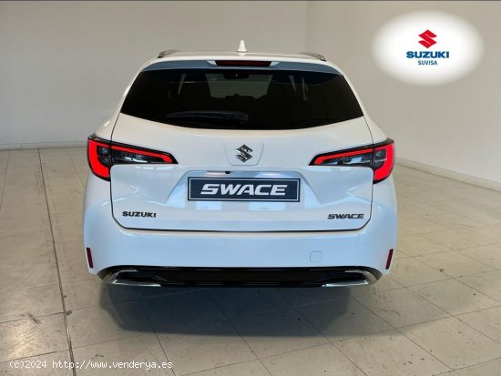 Suzuki Swace 1.8 GLE Hybrid - 