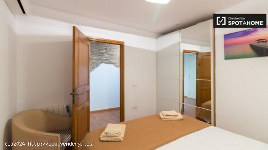 Elegante apartamento de 1 dormitorio con aire acondicionado en Ciutad Vella, cerca de la playa. - BA