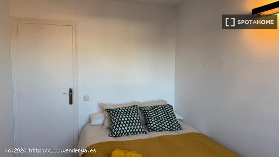 Habitación en piso compartido en sant cugat del vallès - BARCELONA