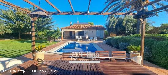  GRAN CHALET EN ZONA GIRASOLES - ALICANTE 