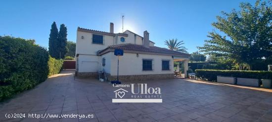 GRAN CHALET EN ZONA GIRASOLES - ALICANTE