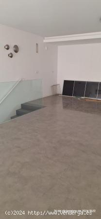 Impresionante local comercial en Av. Goleta - ALICANTE