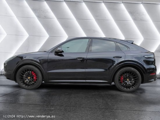 Porsche Cayenne Coupé GTS - Marbella