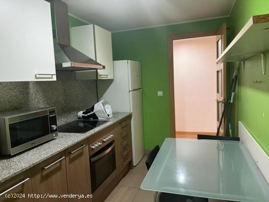 VIVIENDA SEMINUEVA EN ZONA SALESIANOS - CASTELLON