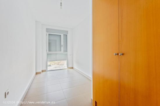 VIVIENDA AMPLIA EN ALMAZORA - CASTELLON