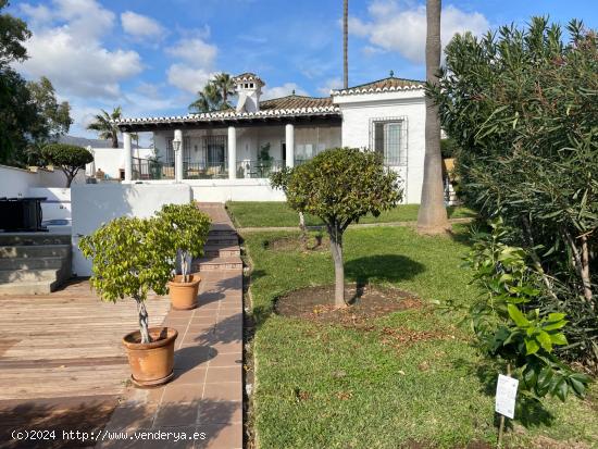 VILLA CON 120 METROS CON GRAN PARCELA | CABANILLAS REAL ESTATE | - MALAGA