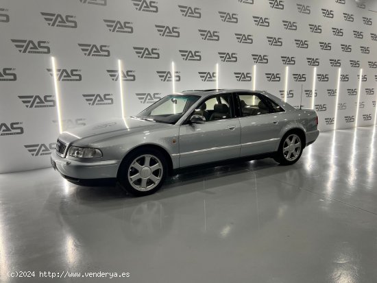 Audi S8 4.2 QUATTRO TIPTRONIC V8 340cv – SÓLO 49.000km - Palafrugell