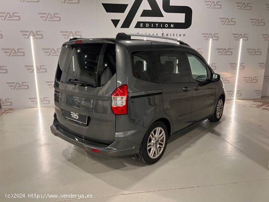 Ford Tourneo Courier 1.5 TDCi 70kW (95CV) Trend - 2 Puertas correderas - Palafrugell