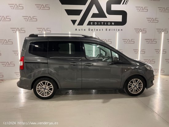 Ford Tourneo Courier 1.5 TDCi 70kW (95CV) Trend - 2 Puertas correderas - Palafrugell