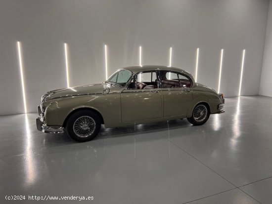 Jaguar MKII 3.4 210cv 5p del 1962 - Figueres