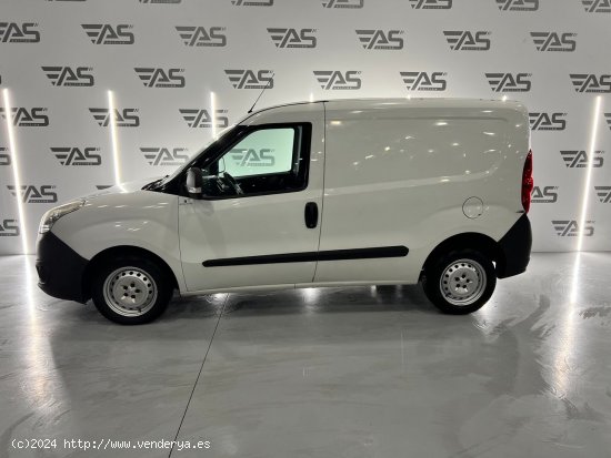 Opel Combo Tour Expression 1.3 CDTI L1 H1 90 cv - Figueres