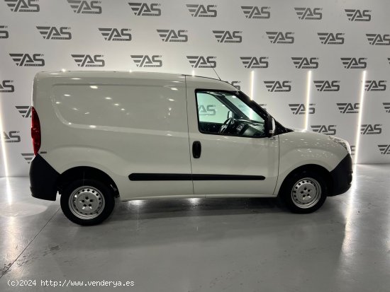 Opel Combo Tour Expression 1.3 CDTI L1 H1 90 cv - Figueres