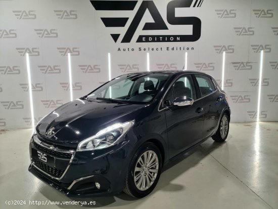  Peugeot 208 5P ALLURE 1.2L PureTech 60KW (82CV) - Palafrugell 