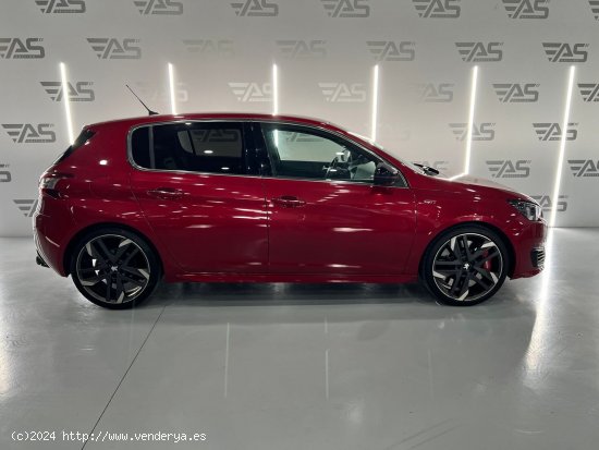 Peugeot 308 GTi 200KW (270CV) - Figueres