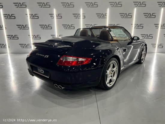 Porsche 911 Carrera 4S Cabrio 355cv (997) - MANUAL - Figueres