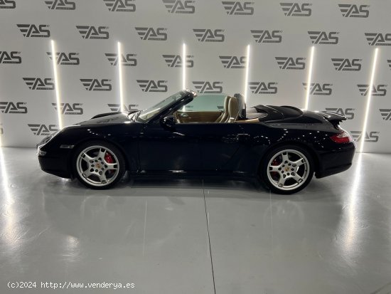 Porsche 911 Carrera 4S Cabrio 355cv (997) - MANUAL - Figueres