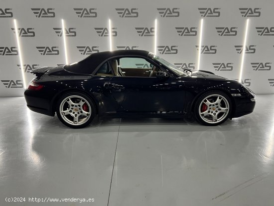 Porsche 911 Carrera 4S Cabrio 355cv (997) - MANUAL - Figueres